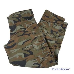 Wrangler Outdoor camo pants size 36X30